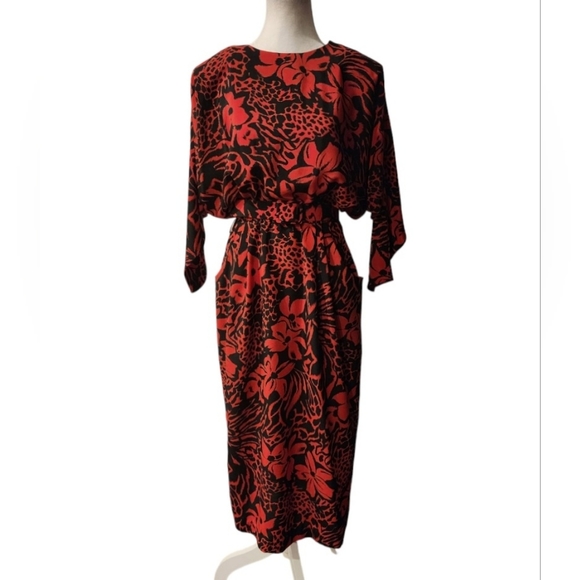 Vintage 80s/90s Red and Black Floral Dress with Pockets & Shoulder Pads - Picture 1 of 9